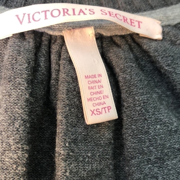 Victoria’s Secret Grey Zip Sweater - Size XS - Picture 4 of 4